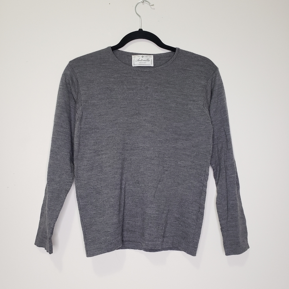 Antonella gray merino wool crew neck sweater